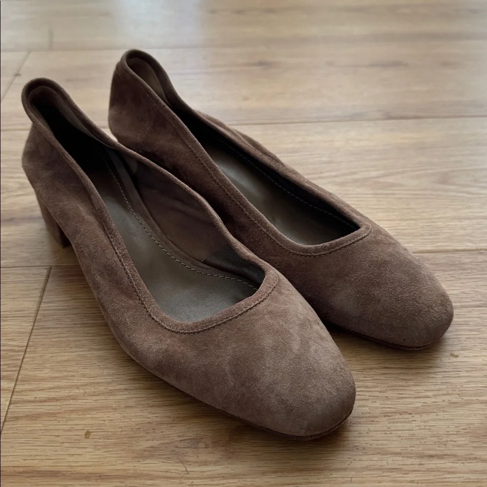 Theory Womens Tan Suede Leather Round Toe Block Heel Pumps Office Workwear Sz 38